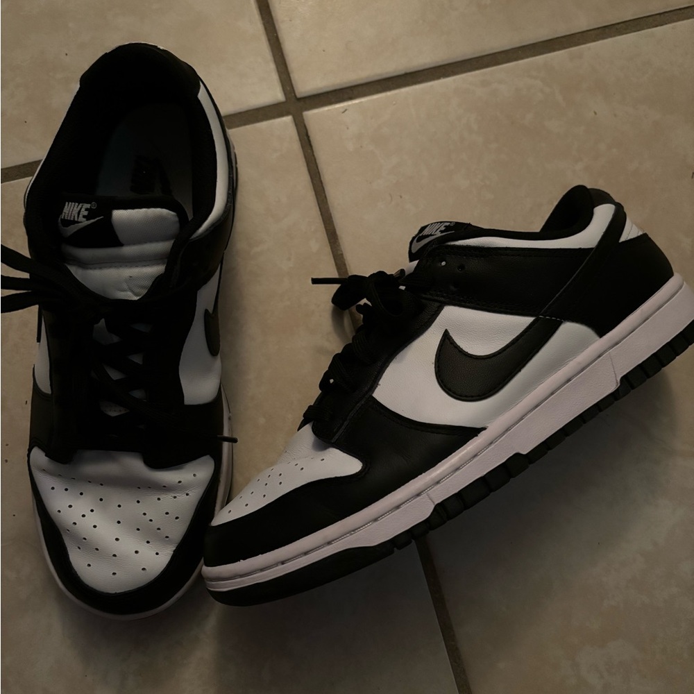 Nike panda dunks